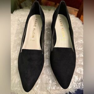 Anne Klein Black Suede Shoes